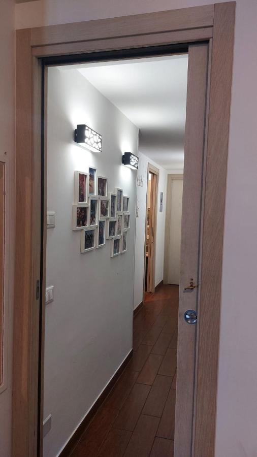 A Casa Di Delia - Stazione Fidene Lägenhet Rom Exteriör bild